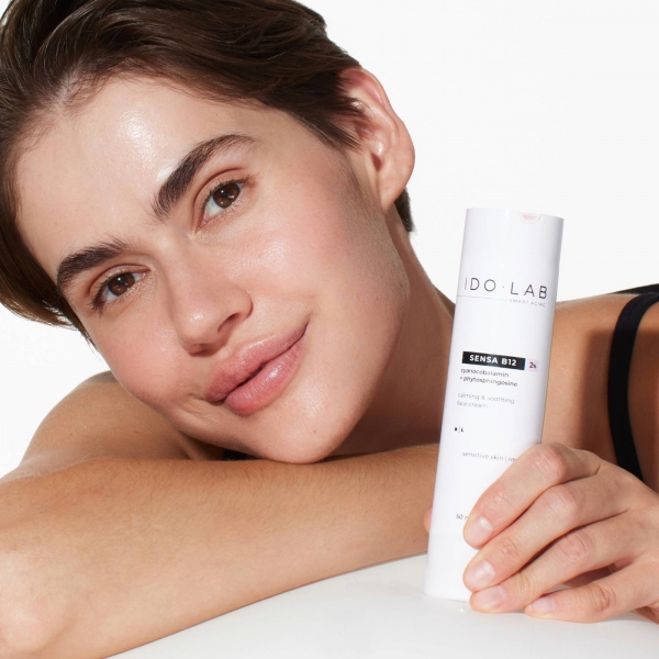 SENSA B12   Barrier repair face cream